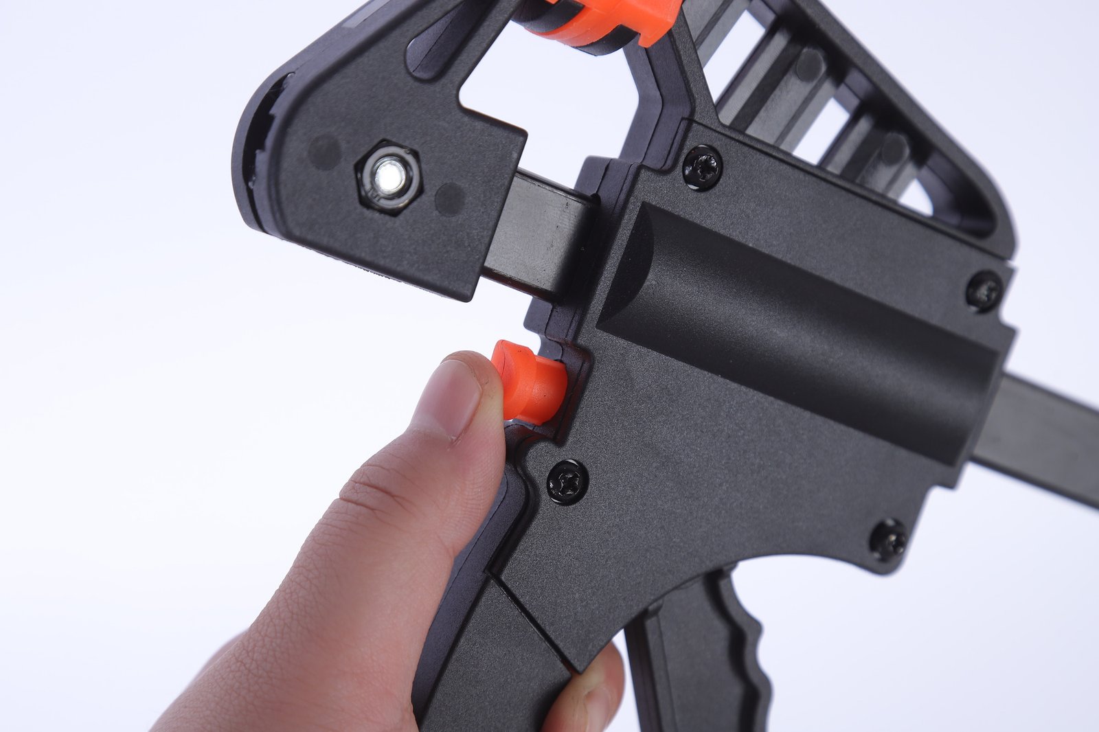 Trigger in use - Wildleg F-clamp