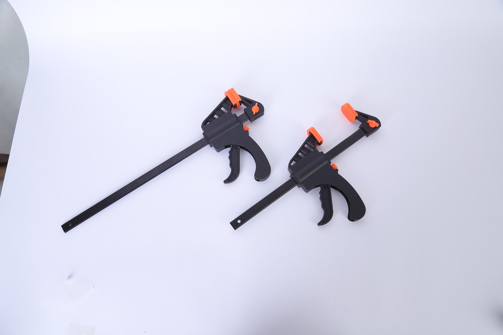 Two sizes, white - Wildleg F-clamp